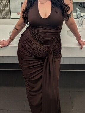 Sleek Chocolate Brown Ruched Evening Gown